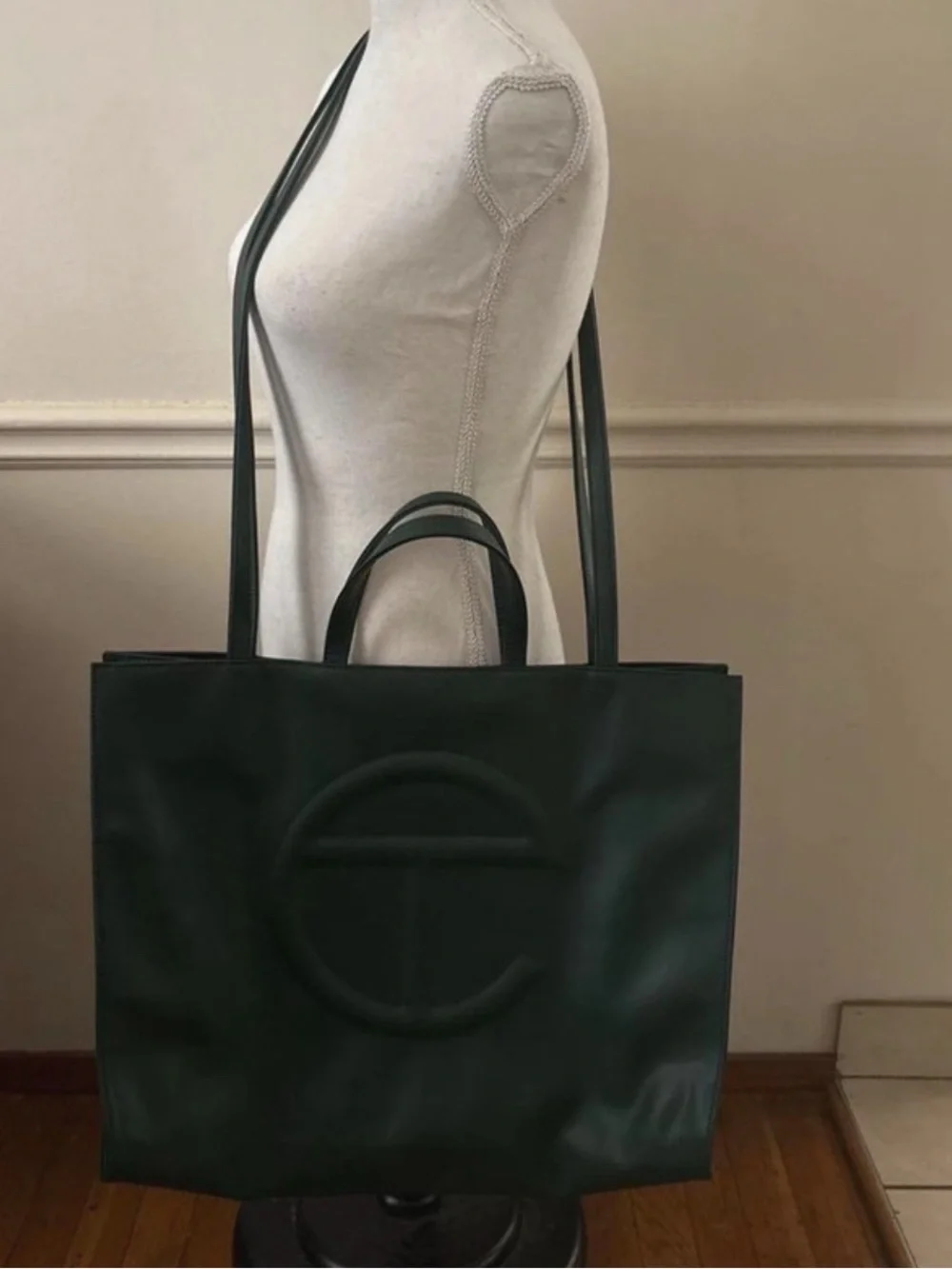 Authentic Telfar large shopping bag